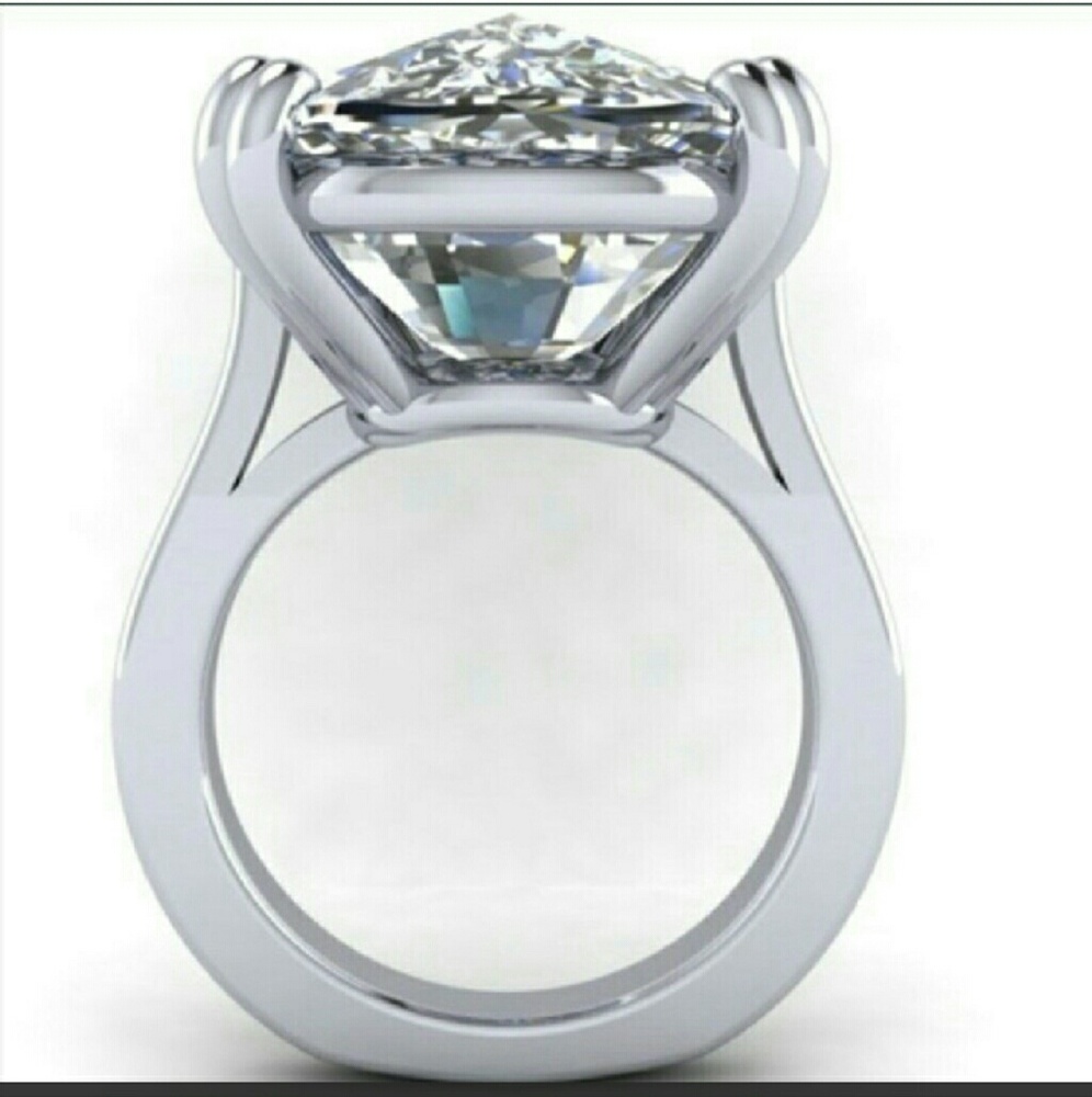 Beautiful New White Sapphire 925 Sterling Ring - Picture 4 of 8